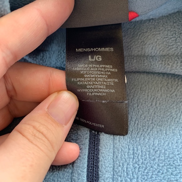 SOLD M The North Face Pop Over - Picture 3 of 4